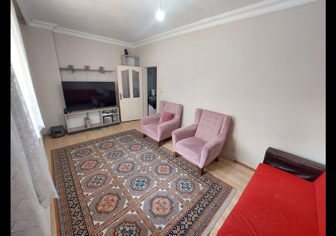 SANCAKTEPE SAFA MAHALLESİNDE SATILIK 2+1 YÜKSEK GİRİŞ DAİRE
