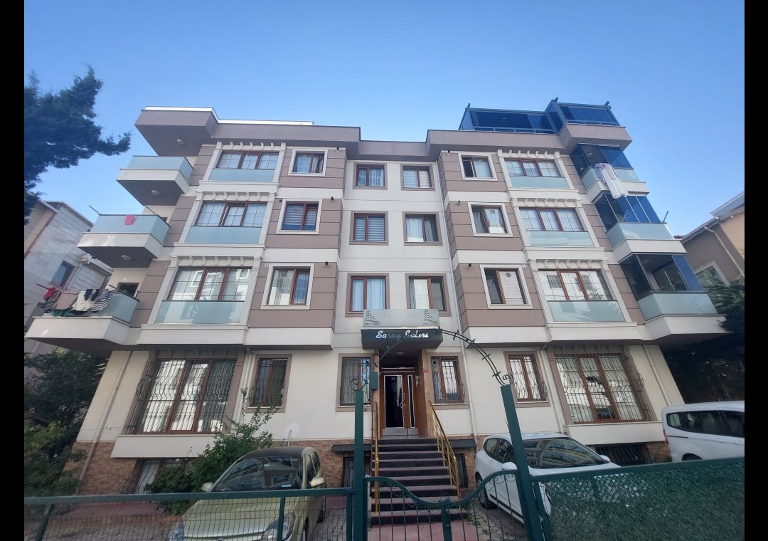 KARTAL YAKACIK HÜRRİYET MAH. GENÇ BİNADA GENİŞ 3+1 SATILIK DAİRE