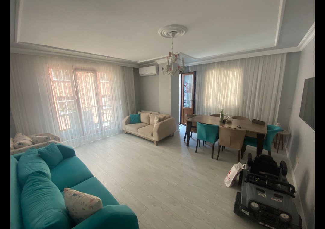 SANCAKTEPE OSMANGAZİ'DE CADDEYE BİTİŞİK EMSALSİZ 3+1 ARA KAT DAİRE FIRSATI