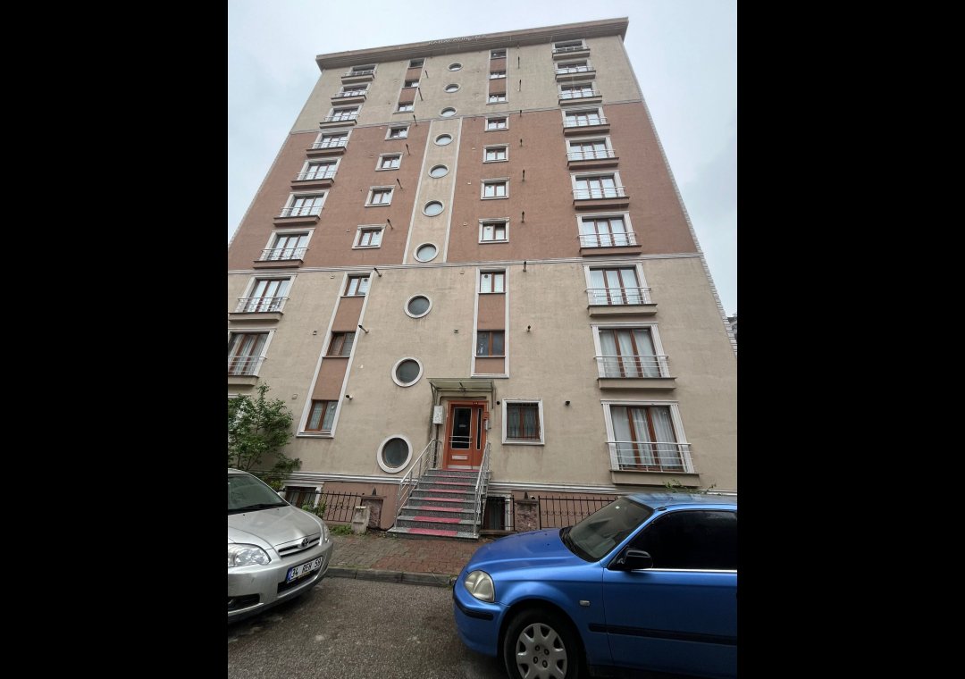 ÜMRANİYE İNKILAP MAHALLESİNDE KAÇIRILMAYACAK FIRSAT 2+1 DAİRE